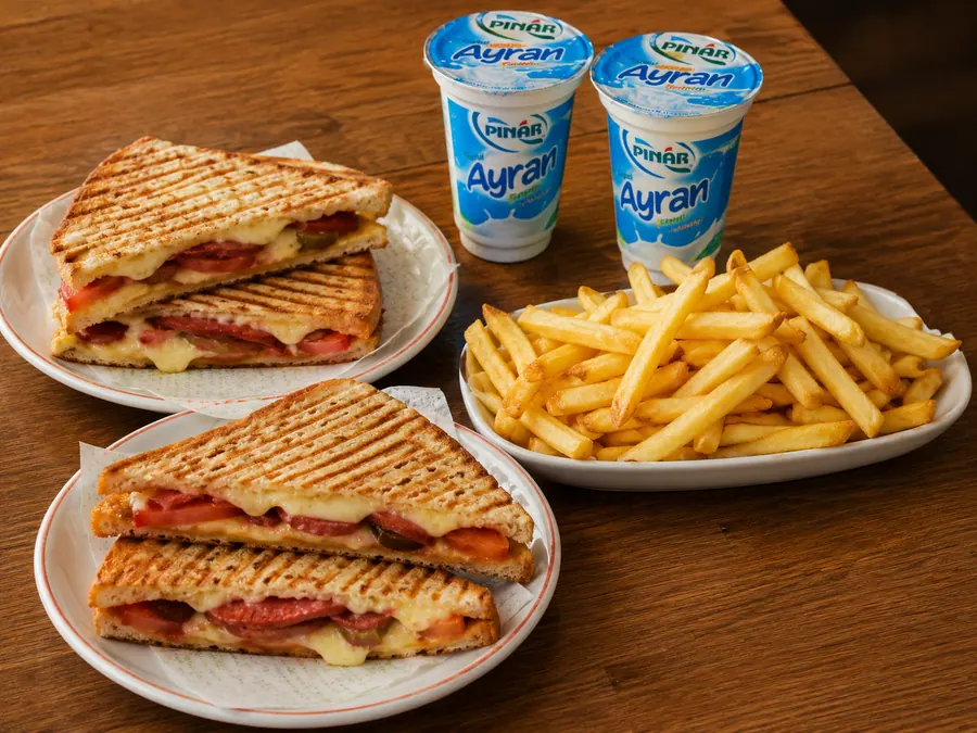 2'li Karışık Tost Menü 1